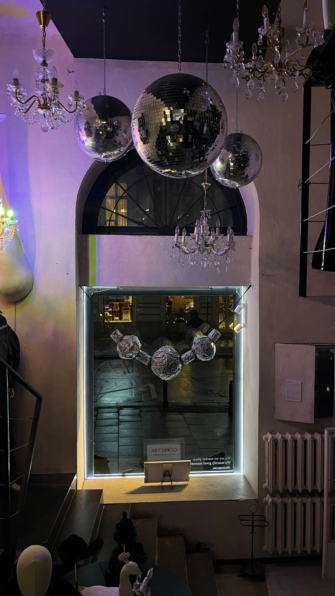 Window Display | Maryna Haretskaya — “Silver Ocean”