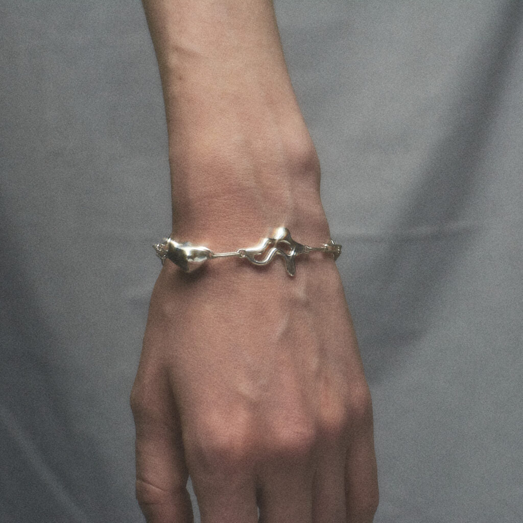 Nucleus bracelet