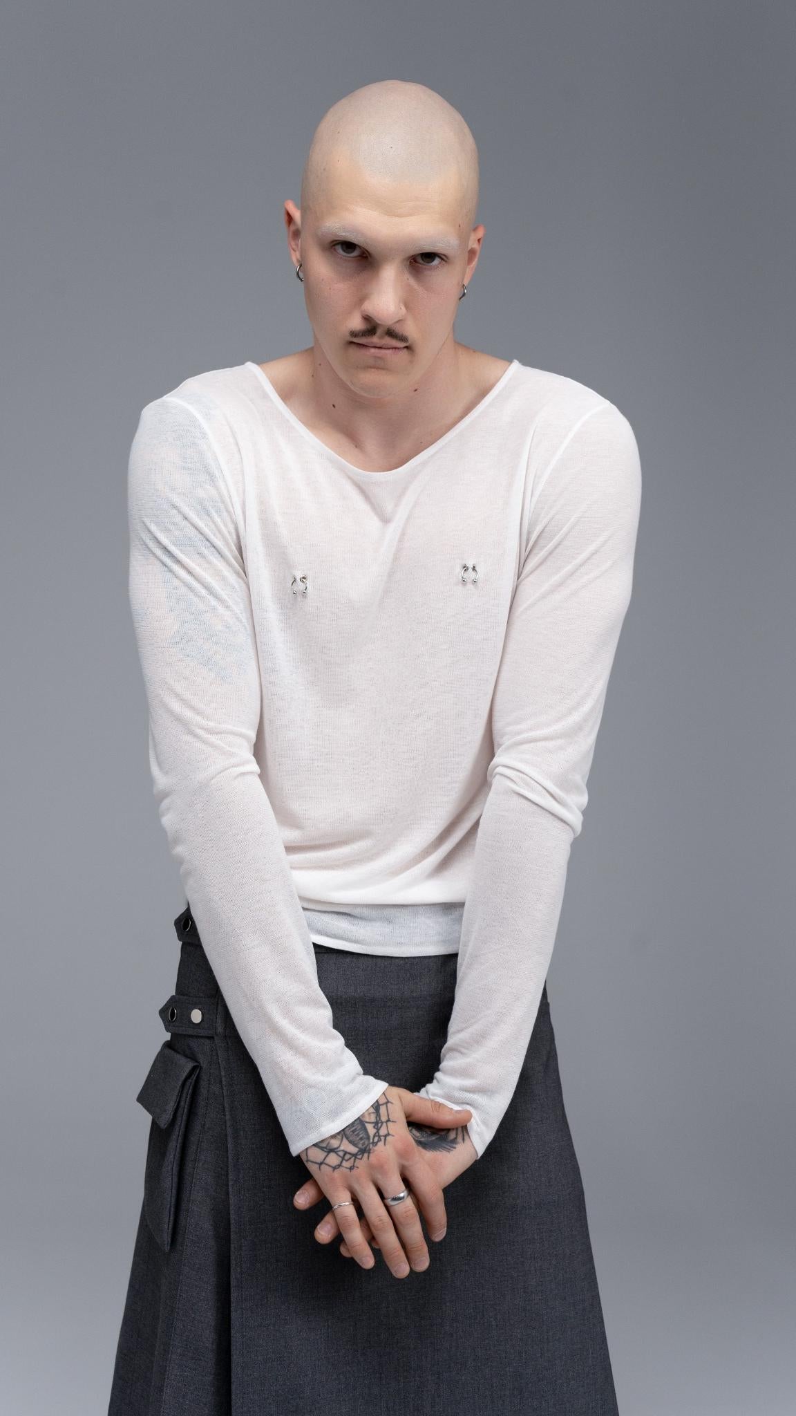 Longsleeve Piercing White